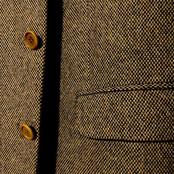 Cerruti 1881 Italian made 2 button cashmere/wool sport coat. Fits like a 44 R - Picture 6 of 6